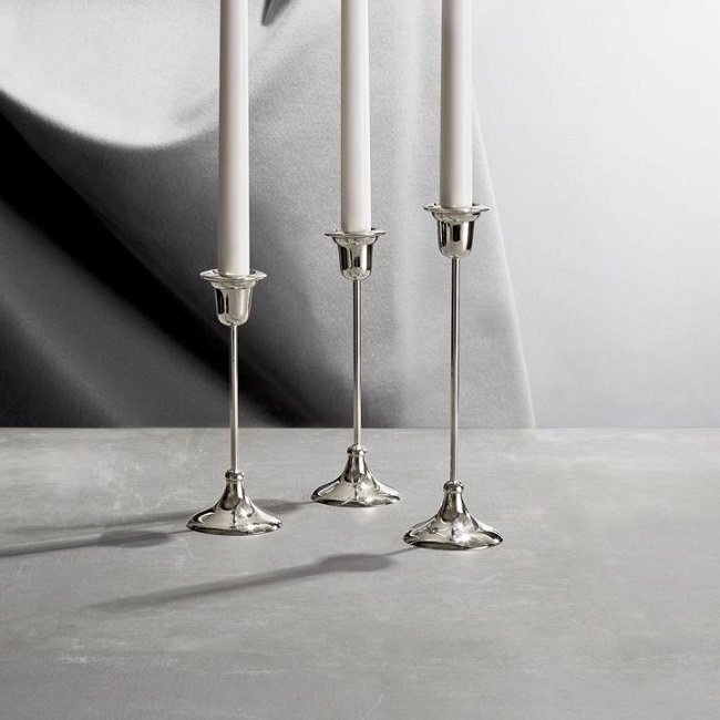 Cast-metal table candle stand